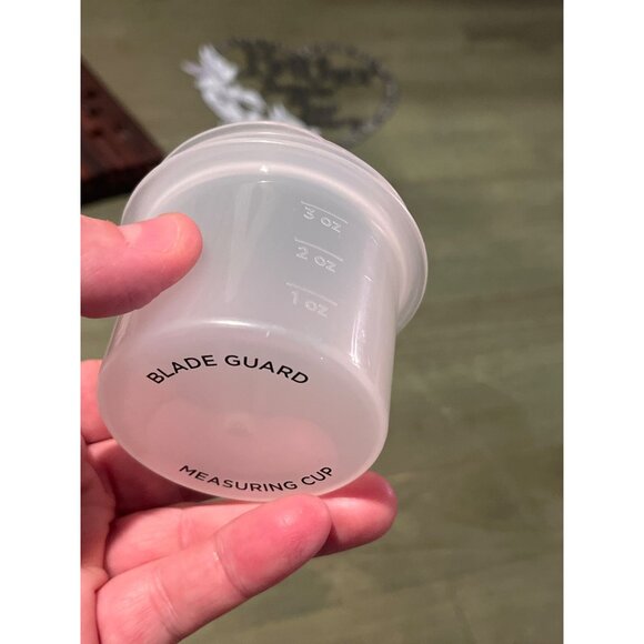 Hamilton Beach Portable Blender With Blade Guard & Measuring Cup 3 Oz Pink USB R - Picture 6 of 6